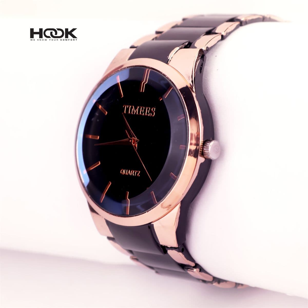 Noir Minimalist – Rose Gold & Black